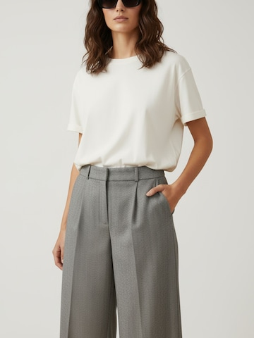 WEARABLE STORIES Pleat-Front Pants 'Joy' in Grey: front