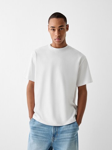 T-Shirt Bershka en blanc : devant