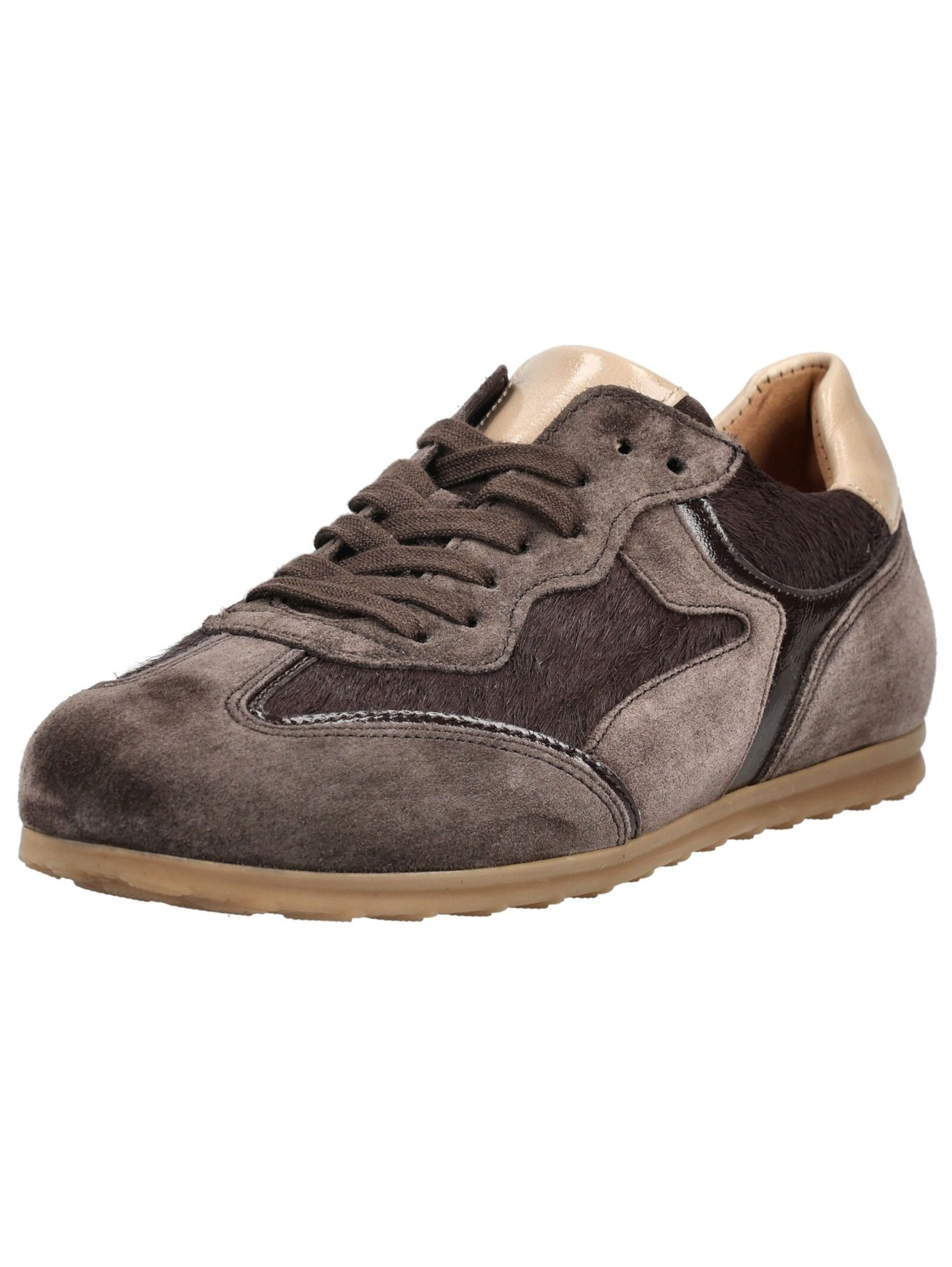 Baskets basses GABOR en marron : devant