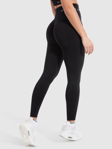 Smilodox Skinny Workout Pants 'Azura' in Black