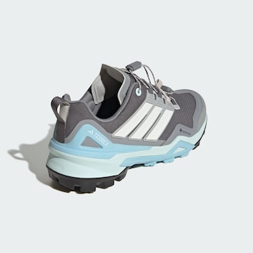 Scarpa bassa 'Skychaser' di ADIDAS TERREX in grigio