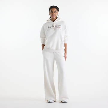 Felpa 'Trackside French Terry' di new balance in bianco