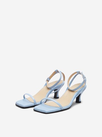 SELECTED FEMME Sandalen met riem in Blauw