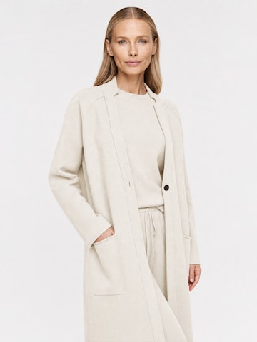 APART Strickmantel in Beige: Vorderseite