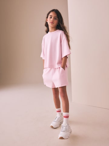 Next Set in Pink