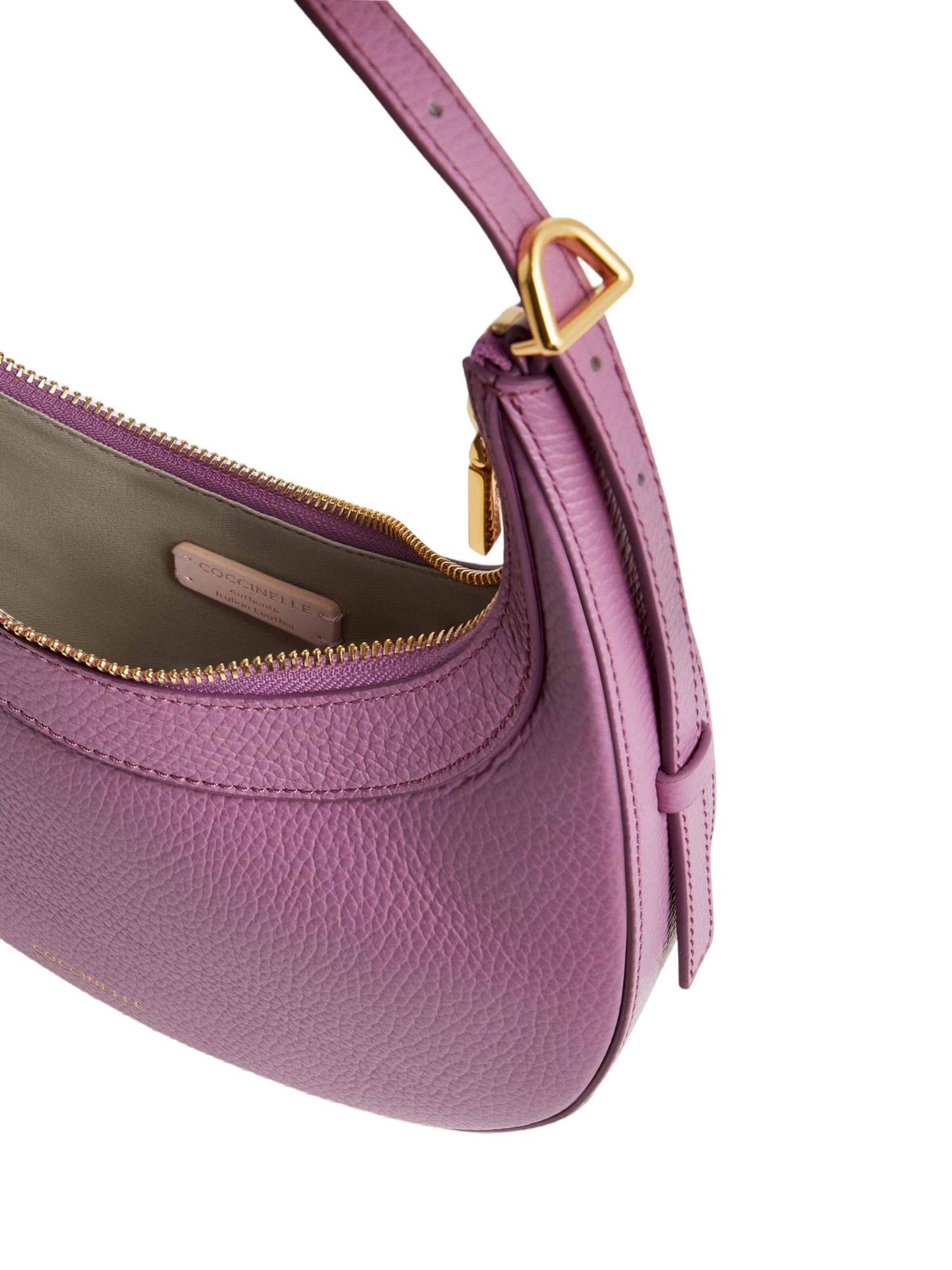 Coccinelle Handtas 'COCCINELLE Whisper 1' in Lila