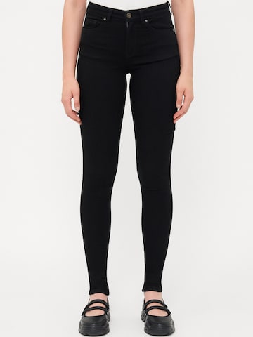 Skinny Jean 'ONLLULU' Only Tall en noir : devant