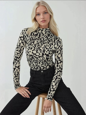 Hiccup - Camisa em bege: frente