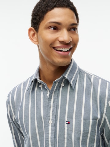 TOMMY HILFIGER Regular fit Button Up Shirt in Blue