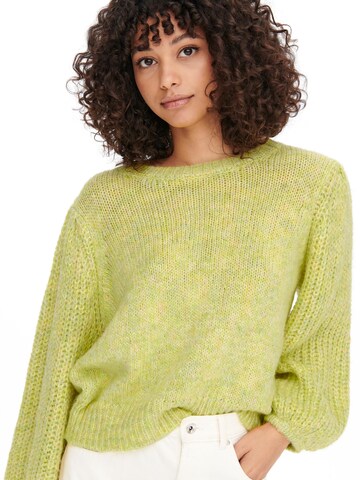 ONLY Sweater 'Henni' in Yellow