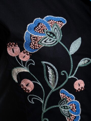 Queen Kerosin Bluse‌‌ in Schwarz