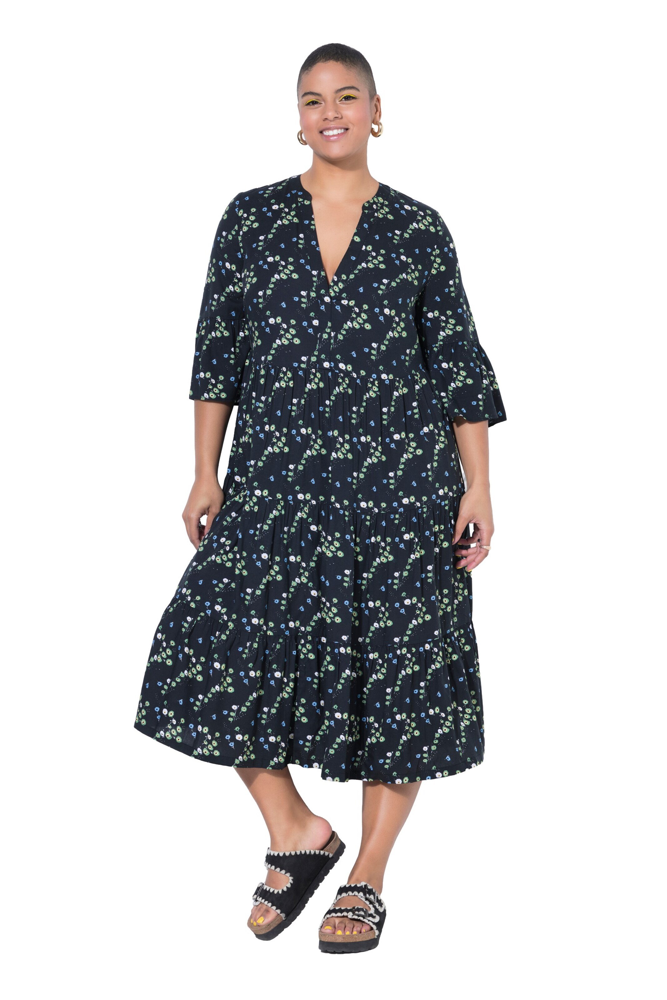 Studio Untold Dress in Black: front