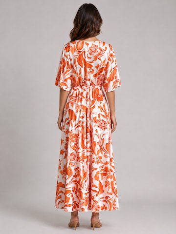 Elara Avondjurk in Oranje