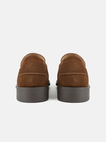 L37 HANDMADE SHOES Instappers 'GOOD ADVICE' in Beige