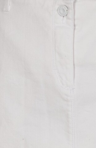 BRAX Skirt in XS in White