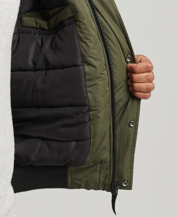 Superdry Between-Season Jacket 'Everest' in Green