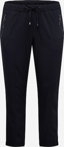 Esprit Curves Regular Pants in Black: front