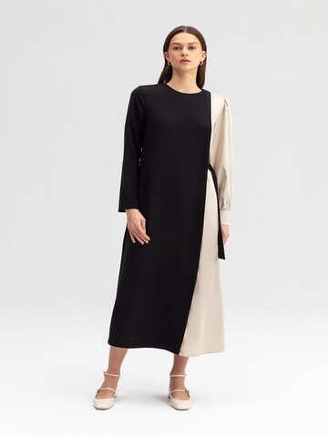 Robe Touche Prive en noir