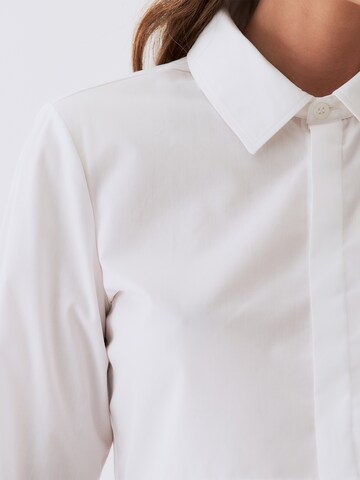 Camicia da donna 'Armina' di RÆRE by Lorena Rae in bianco