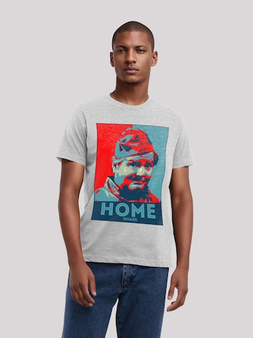 T-Shirt 'TV Times Benny Hill Home Guard' F4NT4STIC en gris : devant