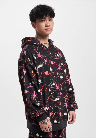 Felpa 'Waikiki' di Just Rhyse in nero: frontale