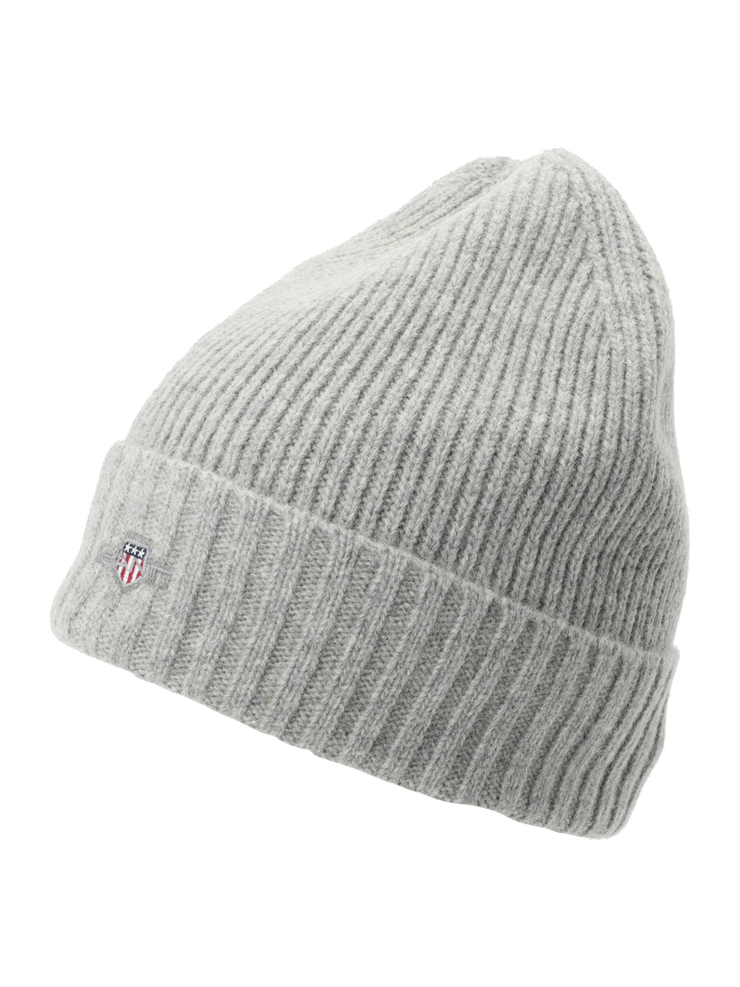 GANT Beanie in Grey: front