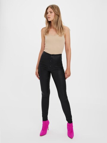 VERO MODA Skinny Jeans 'SANDY' i sort