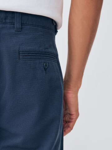 Loosefit Pantaloni con pieghe 'Authentic' di Next in blu