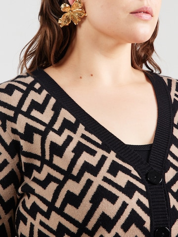 Geacă tricotată 'VMCARIA' de la Vero Moda Curve pe negru