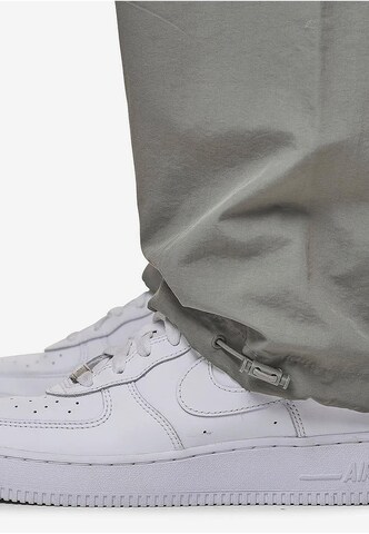 Pegador Regular Cargo Pants 'Yuri' in Grey