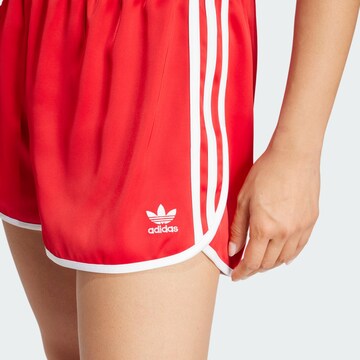 ADIDAS ORIGINALS Loosefit Παντελόνι 'Adicolor' σε κόκκινο