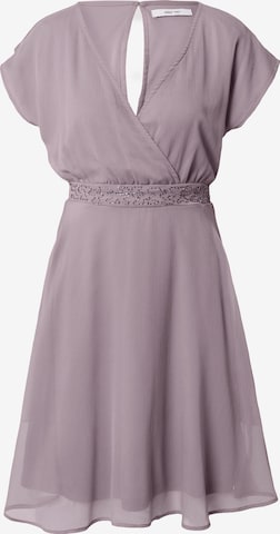 ABOUT YOU Sukienka 'Ashley' w kolorze fioletowy: przód