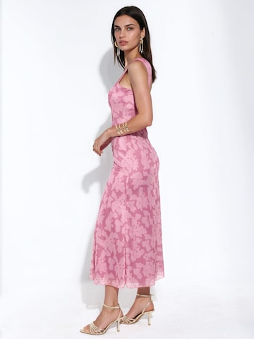Hiccup - Vestido em rosa