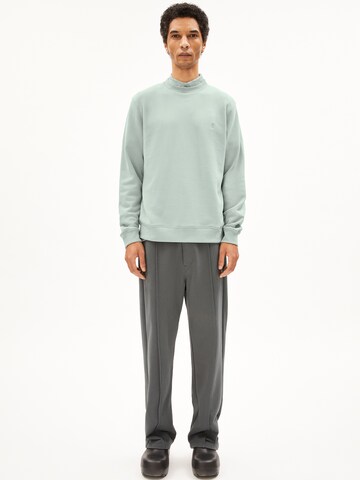 Felpa 'BAARO COMFORT' di ARMEDANGELS in verde