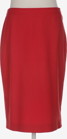 Madeleine Skirt in M in Red: front