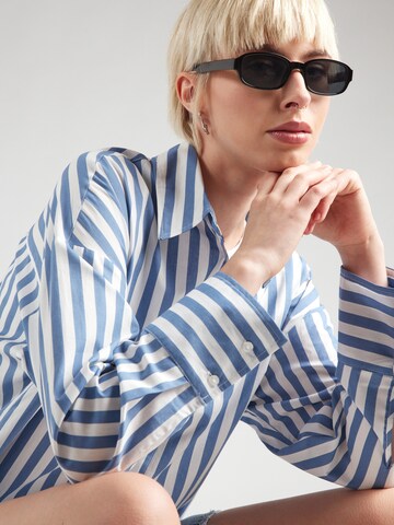 ONLY - Blusa 'ONLOregon' en azul