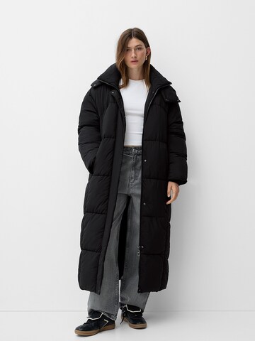 Bershka Wintermantel in Zwart: voorkant