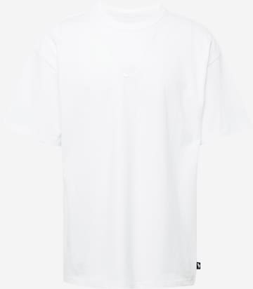 Nike Sportswear Shirt 'Essential' in White: front