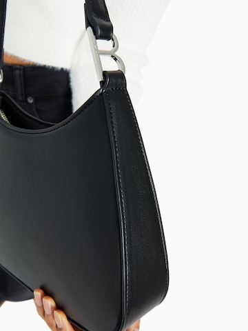 Bershka Shoulder bag in Black