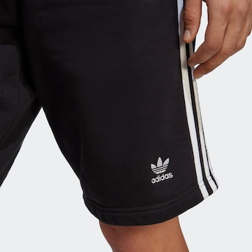 ADIDAS ORIGINALS - Regular Calças 'Adicolor' em preto