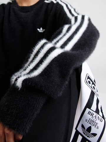 ADIDAS ORIGINALS Свитер 'HOLIDAY' в Черный