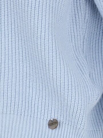 LOVE2WAIT Sweater in Blue