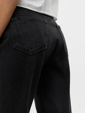 Pull&Bear Regular Jeans in Black