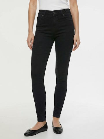 Everly Skinny Jeans in Grey: front