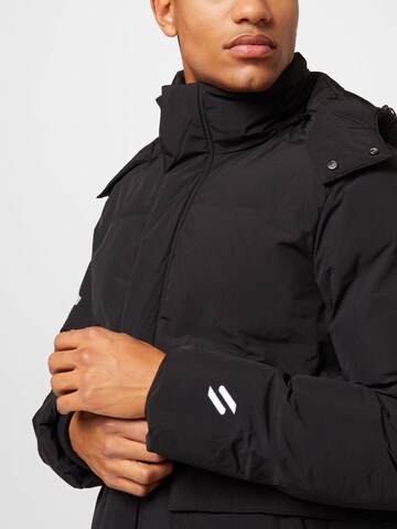 Superdry Jacke in Schwarz