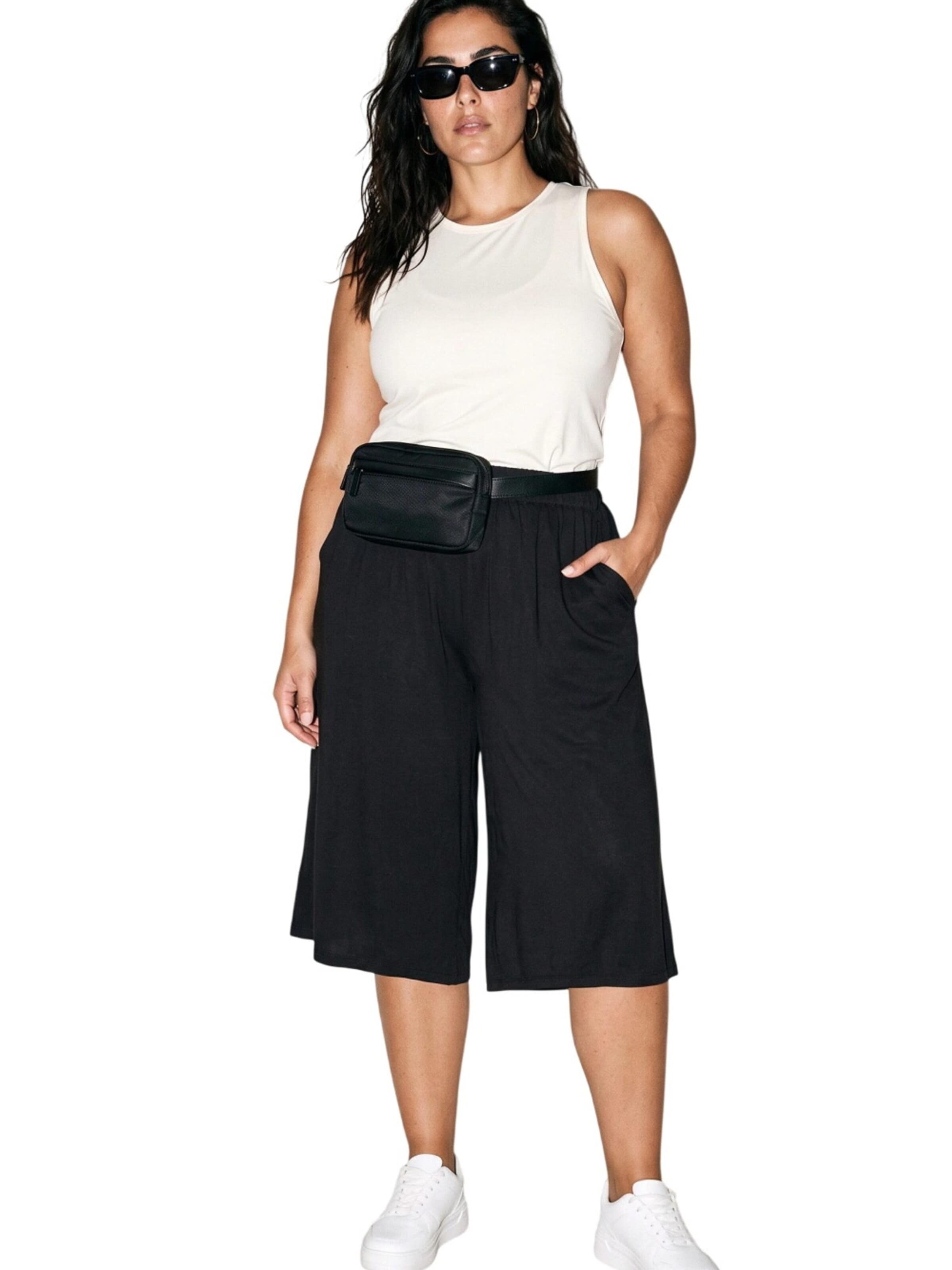 Shape Of You Regular Hose‌‌‌‌ in Schwarz