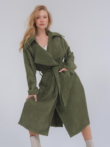 FRESHLIONS Summer Coat ' Matilda ' in Green: front