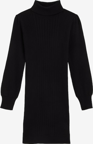 Rochie de la WE Fashion pe negru: față