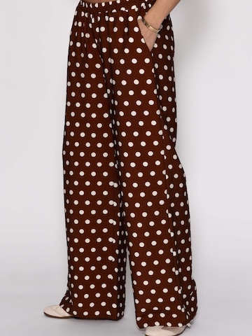 SASSYCLASSY Loosefit Hose‌‌ in Braun