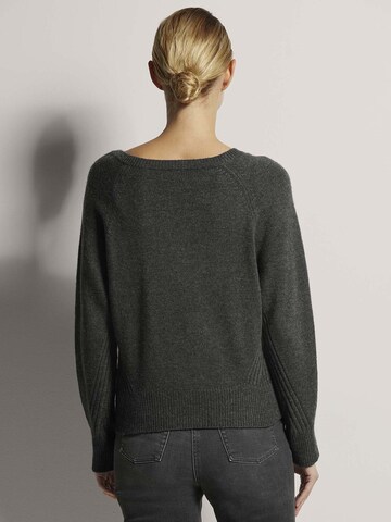 MADELEINE Sweater in Grey